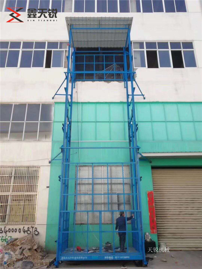 衡水室外导轨式升降机